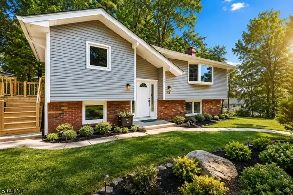 512 Lake Shore Dr, West Milford Twp., NJ 07421