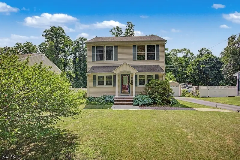 26 Mount Arlington Rd, Roxbury, NJ 07852 - #1