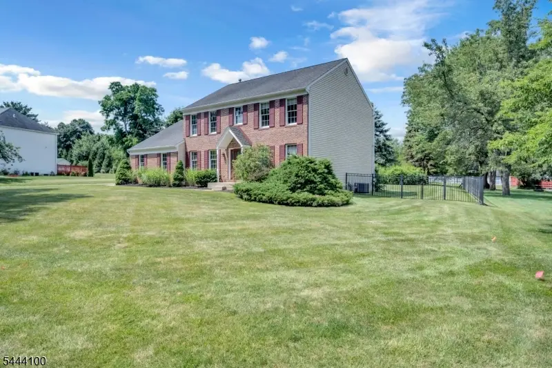 6 Saint Andrews Dr, Washington, NJ 07882 - #2
