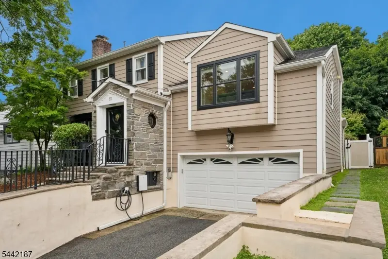 10 Fairway Ave, West Orange, NJ 07052 - #2