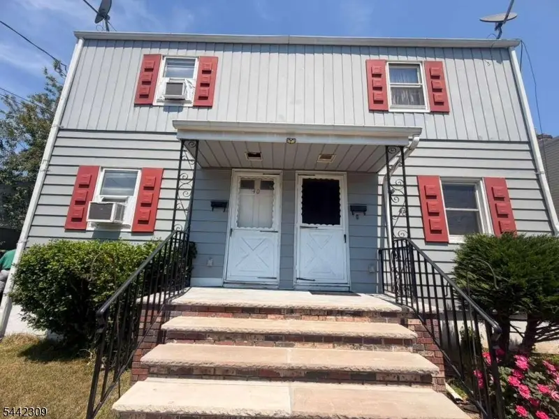 40-42 Moffett St, Fords, NJ 08863 - #1