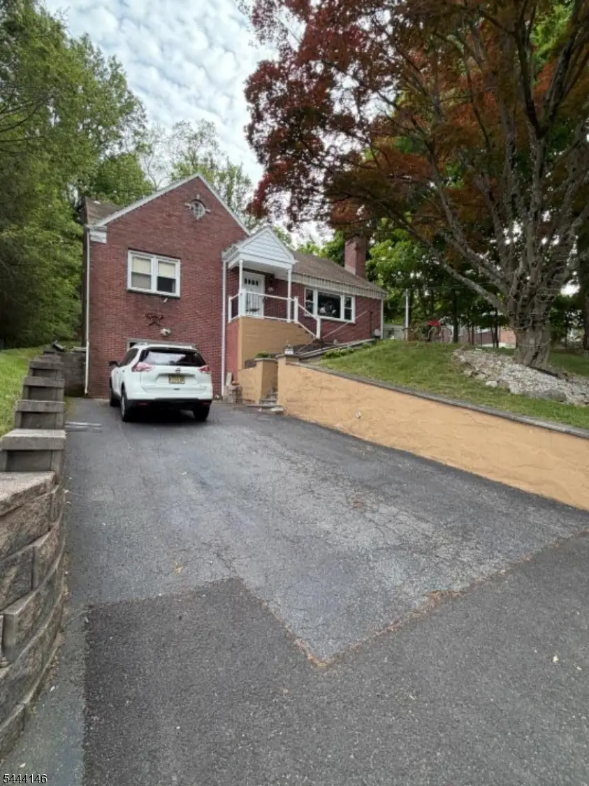 114 Sussex Ave, Morristown, NJ 07960 - #3