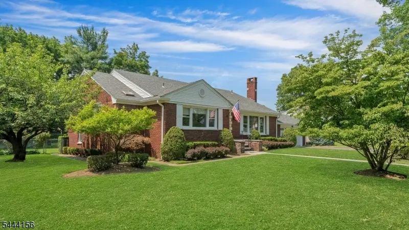 117 Yantacaw Brook Rd, Upper Montclair, NJ 07043 - #2