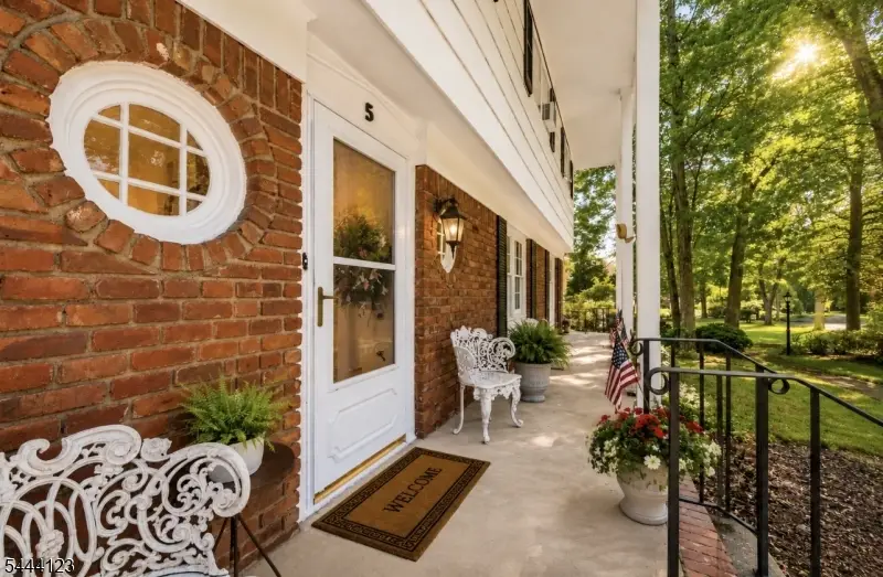 5 Brookwood Dr, West Caldwell, NJ 07006 - #2