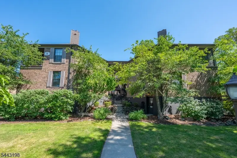 181 Long Hill Rd 5-5 #5, Great Notch, NJ 07424 - #2