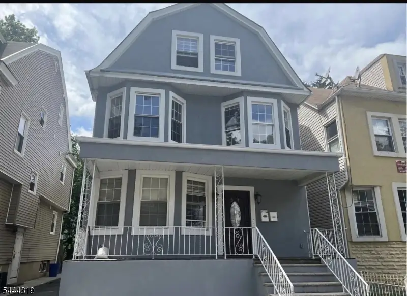 37 N 16th St, East Orange, NJ 07017 - #1