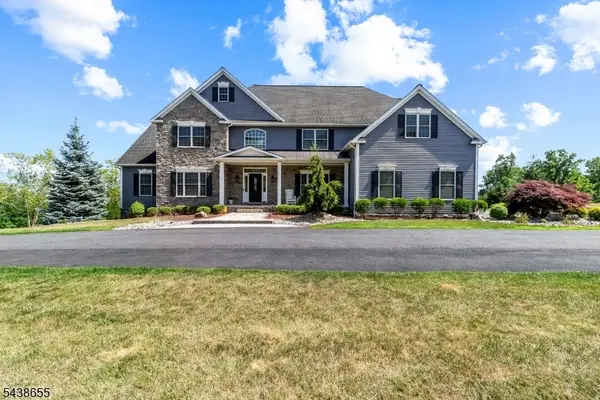 1 Thames Ln, Raritan Twp., NJ 08822