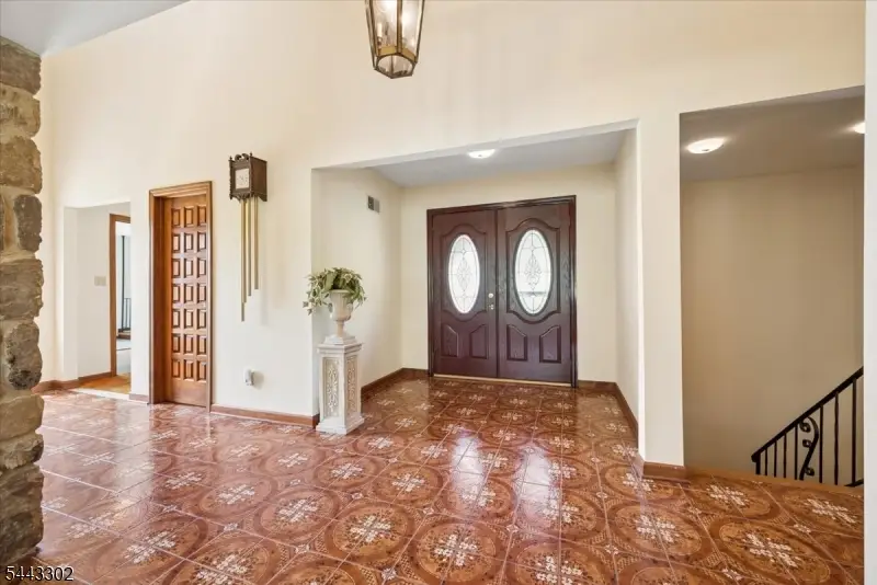 11 Cherryville Stanton Rd, Raritan, NJ 08822 - #3