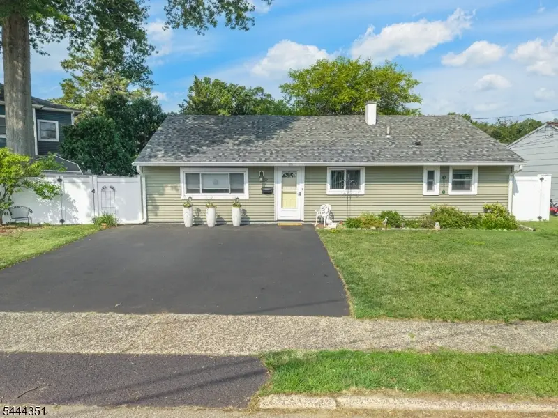 57 Meakin Ave, Rochelle Park, NJ 07662 - #1