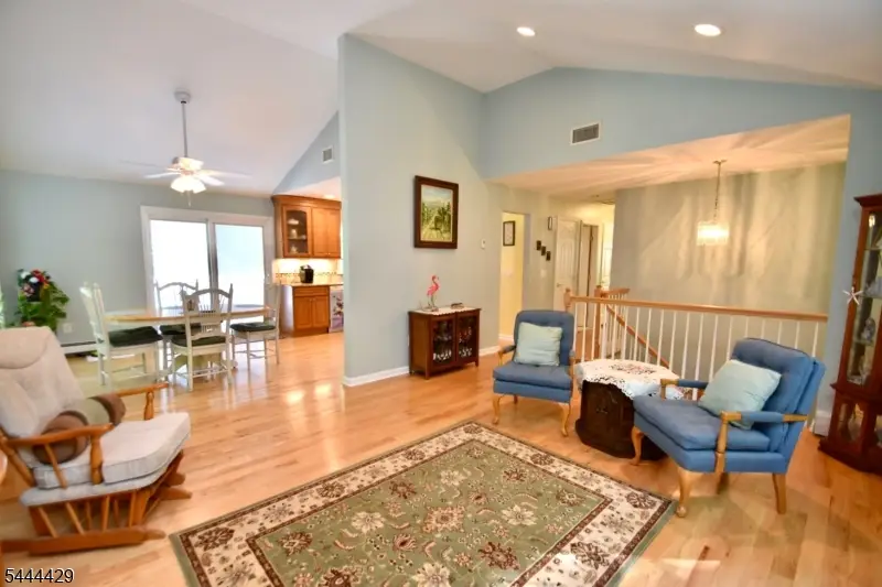 35 Deerfield Dr, Hardyston, NJ 07416 - #2