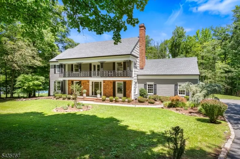 17 Sandalwood Dr, Warren, NJ 07059 - #2