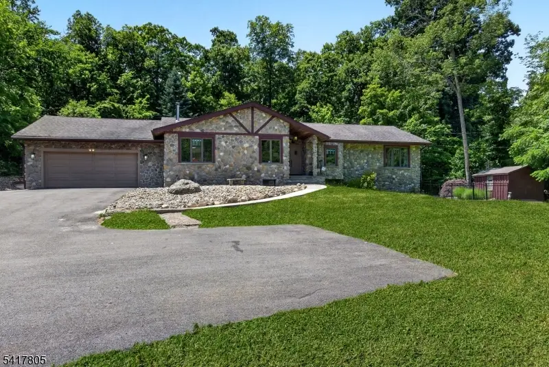 64 Ricker Dr, Ringwood, NJ 07456 - #3
