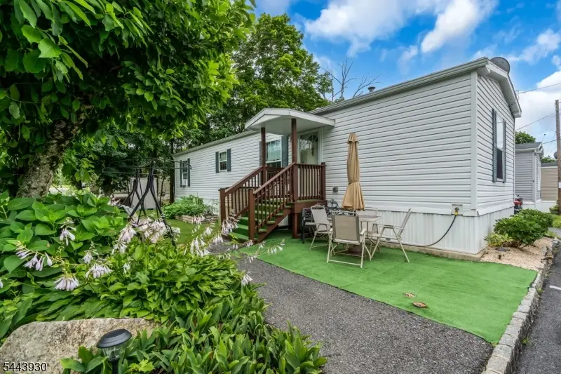1 White Birch Park, Hampton, NJ 08827 - #1