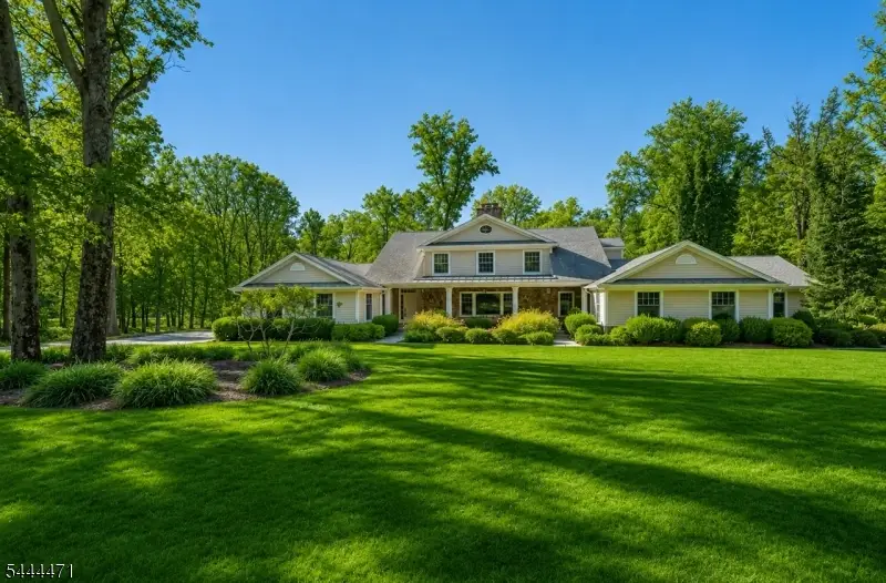 5 Winding Way, Saddle River, NJ 07458 - #1