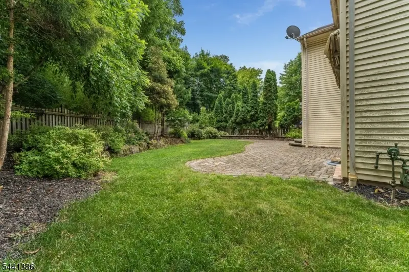 16 Woodland Ter, Bloomsbury, NJ 08804 - #3