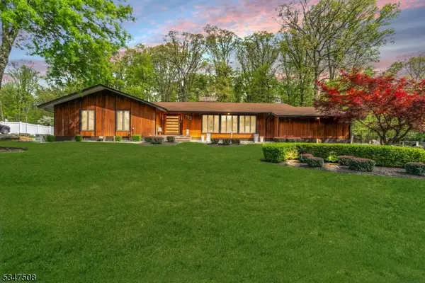 792 Partridge Dr, Bridgewater Twp., NJ 08807