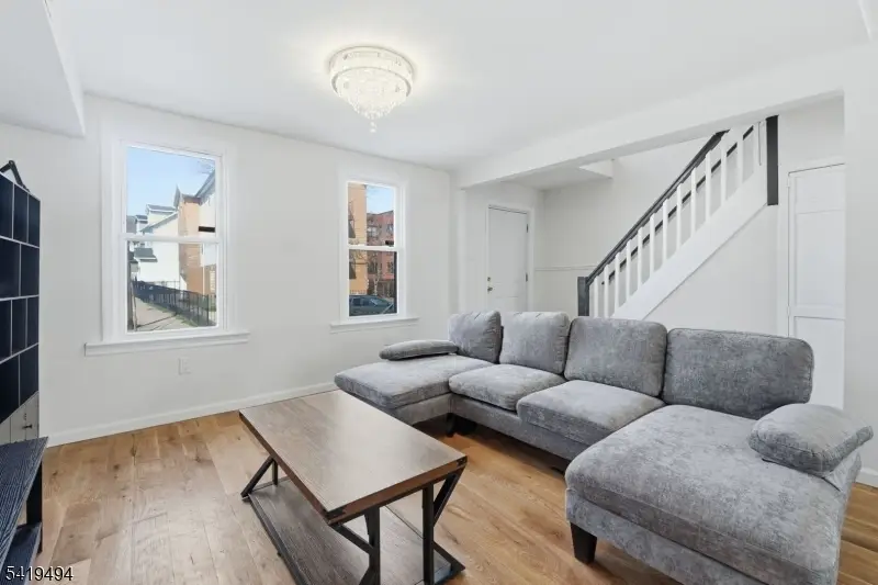 64 Willoughby St, Newark, NJ 07112 - #1