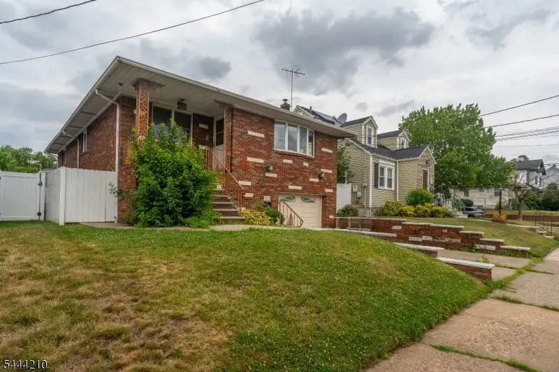 606 Knopf St, Linden, NJ 07036 - #2
