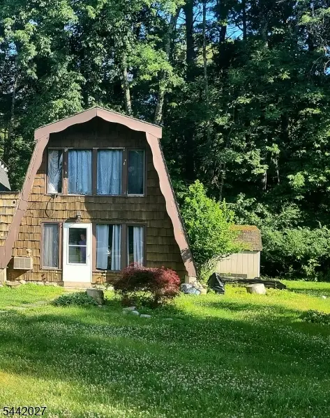 363- C Lake Shore South O3, Montague Twp., NJ 07827