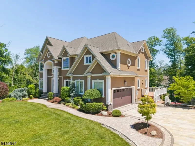 3 Buckingham Rd, West Orange, NJ 07035 - #1