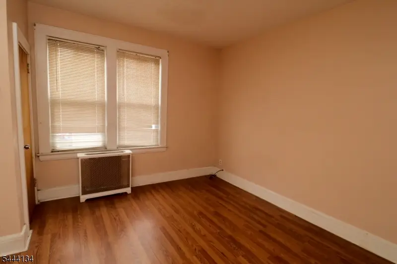 270 N 12th St, Newark, NJ 07107 - #3