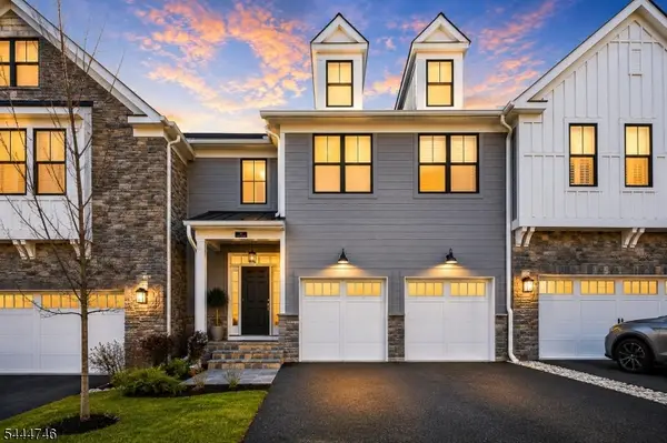 14 Chelsea Rd, Warren Twp., NJ 07059