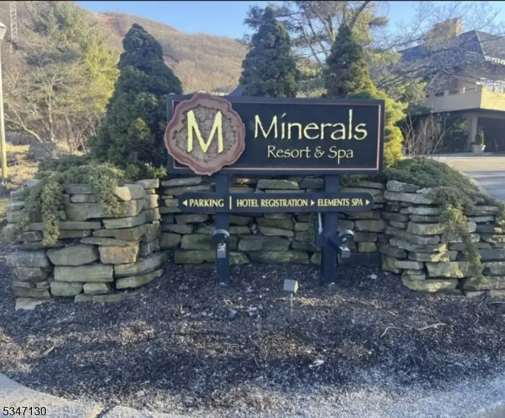 2 Chamonix Dr #103, Vernon Center, NJ 07462 - #3