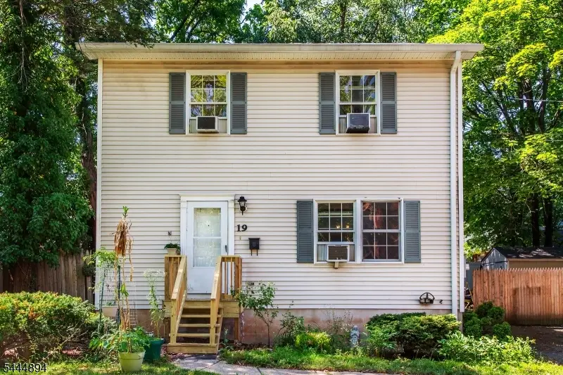 19 Franklin Pl, Hackensack, NJ 07601 - #1