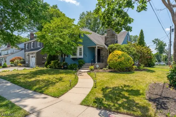 358 Galloping Hill Rd, Roselle Park Boro, NJ 07204