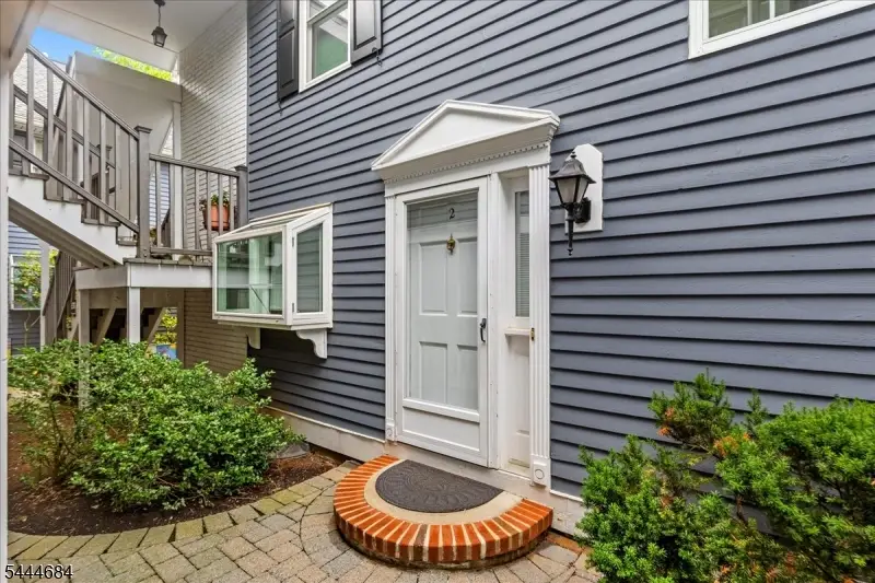 2 Countryside Dr, Basking Ridge, NJ 07920 - #1