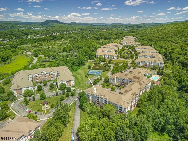 8421 Warrens Way #421, Wanaque, NJ 07465 - #2