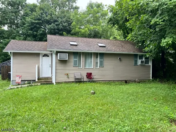 106 Breakneck Rd, Vernon Twp., NJ 07422