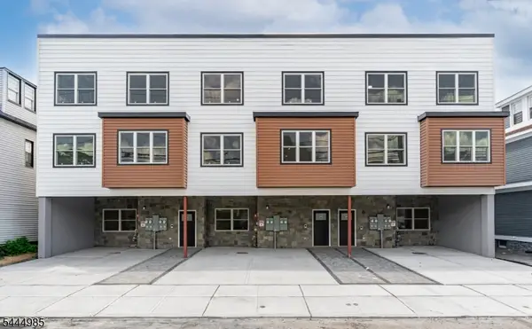 643 S 10th St, Newark City, NJ 07108