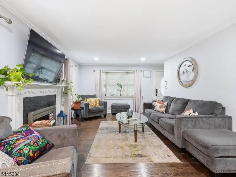 135 Rosewood Ter, Linden, NJ 07036 - #2