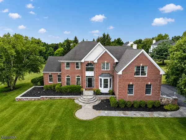 4 Riverview Ct, Raritan Twp., NJ 08551