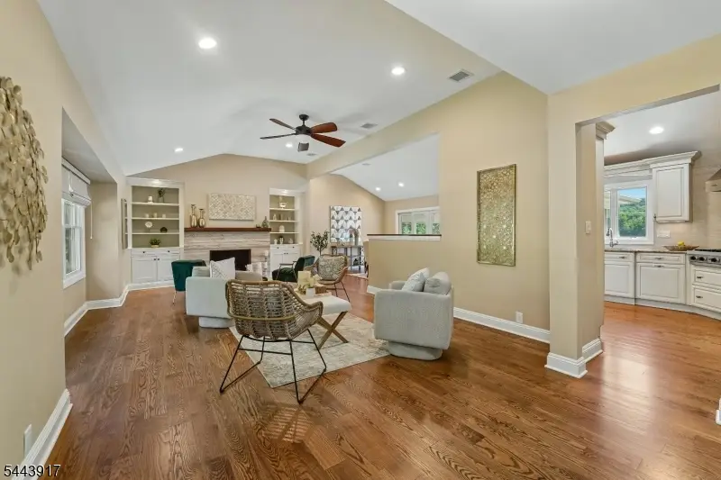 1050 Pines Lake Dr, Pines Lake, NJ 07470 - #3