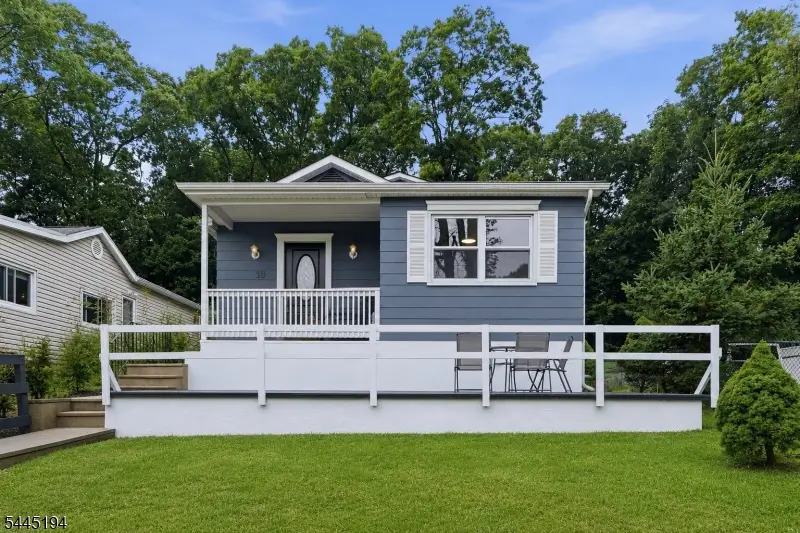 18 Coolidge Trail, Hopatcong, NJ 07843 - #1