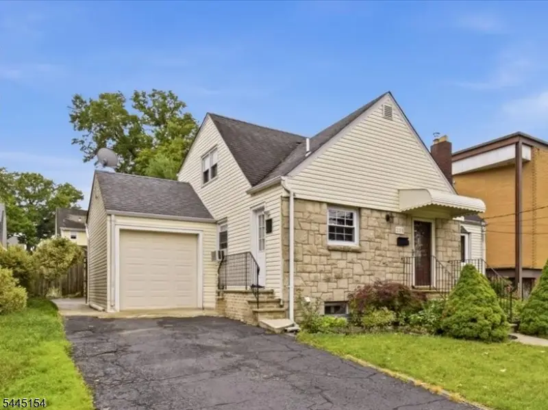 208 Baldwin Ave, New Milford, NJ 07646 - #3