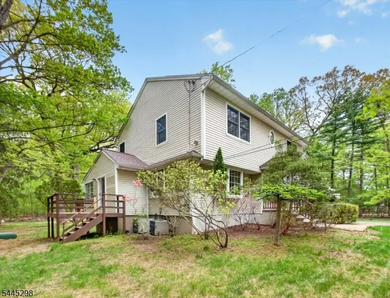 157 Grove St, Ramsey, NJ 07446 - #3