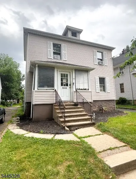245 4th Ave, Garwood, NJ 07027 - #1