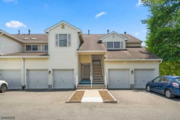 273 Potomac Dr, Bernards Twp., NJ 07920