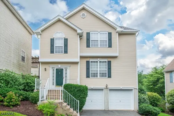 44 Brock Ln, Mount Olive Twp., NJ 07828