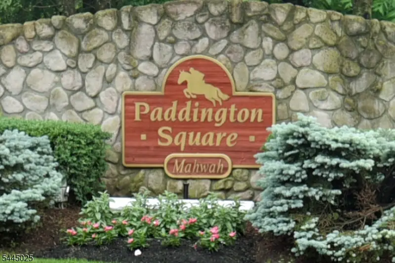1047 Cambridge Court #1047, Mahwah, NJ 07430 - #1