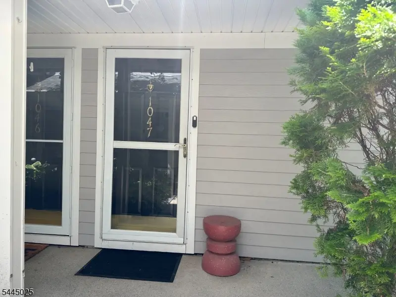 1047 Cambridge Court #1047, Mahwah, NJ 07430 - #2