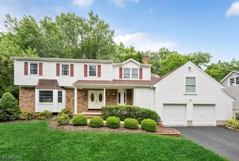 27 Cobblestone Ln, Ramsey, NJ 07446 - #1