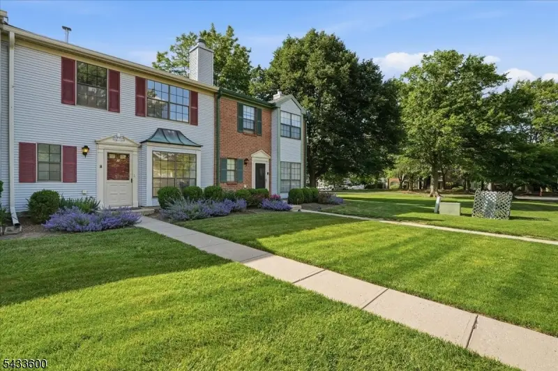 2 Veros Ln, Franklin Park, NJ 08823 - #2
