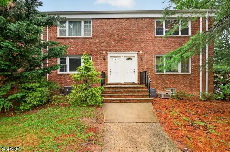 5 Stanford Dr, Finderne, NJ 08807 - #1