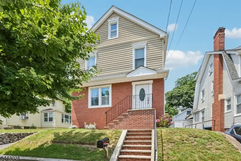 21 Birch St, West Orange, NJ 07052 - #2