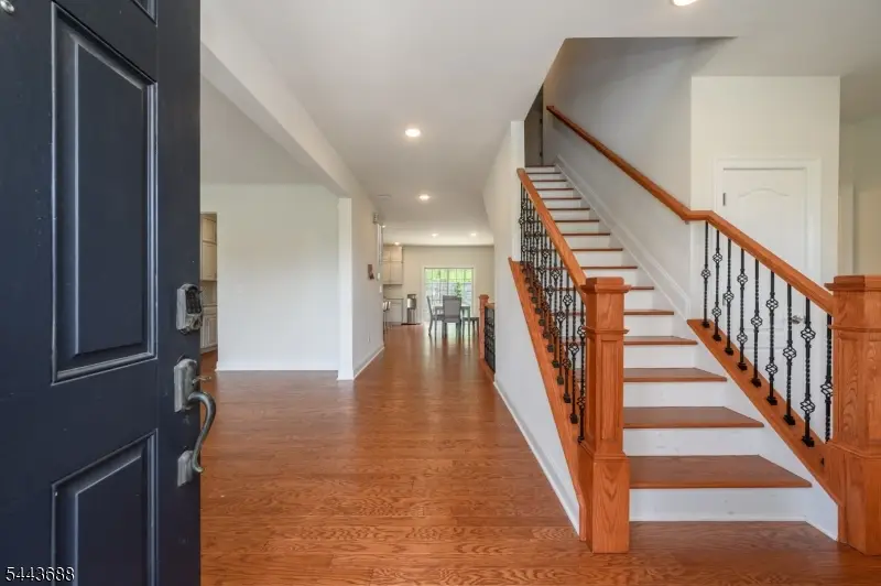 22 Hilltop Dr, North Caldwell, NJ 07006 - #3