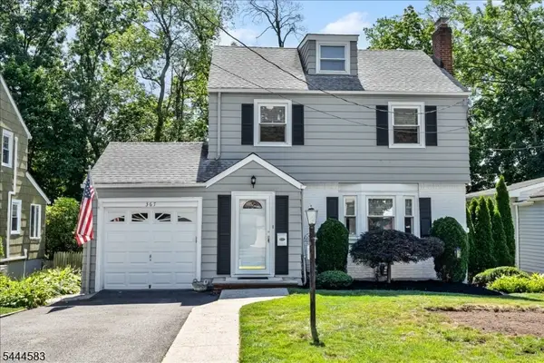 367 Essex Ave, Bloomfield Twp., NJ 07003